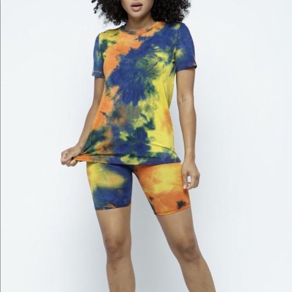 Tie Dye Set - Picture 2 of 2
